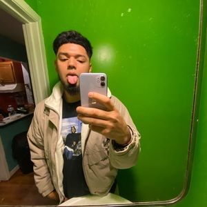 Meet your Posher, Ezequiel